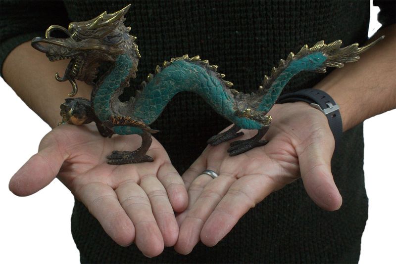 Fengshui - Med Dragon with Ball - 27cm