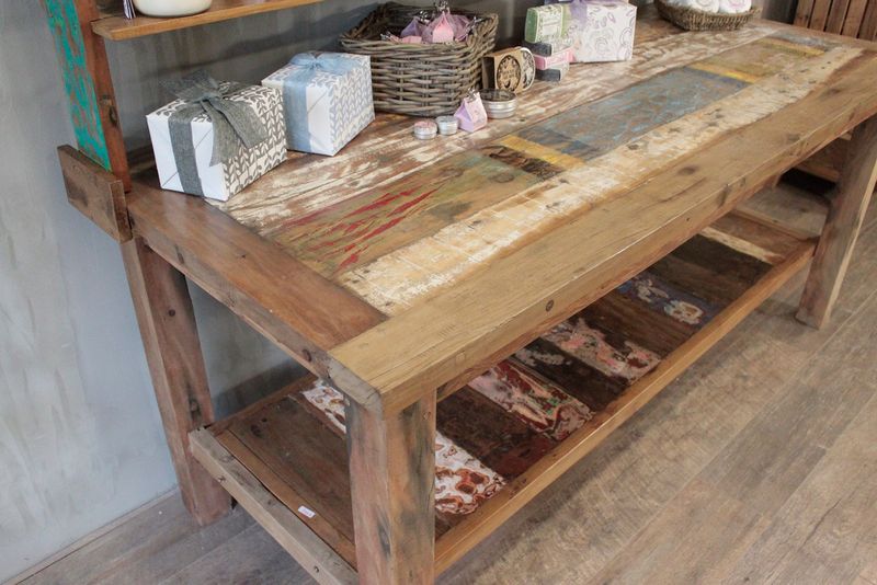 A&C Table with top shelf - 180cmx77cm