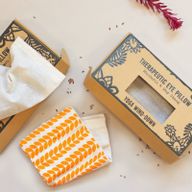 Agnes & Cat Eye Pillow -  Yoga wind-down
