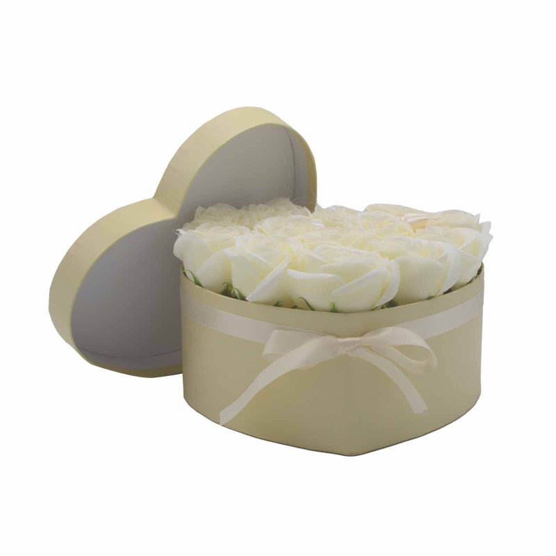 Soap Flower Gift Box - 13 Roses Cream - Heart