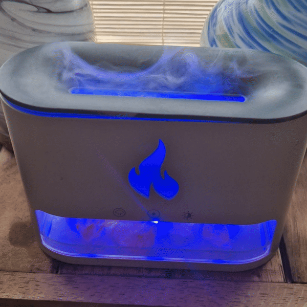 Blaze Aroma Diffuser - Himalayan Salt Chamber - USB-C - Flame Effect (Salt not included)