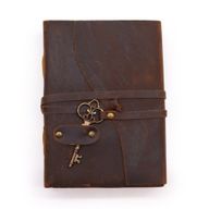 Oiled Leather & Key - 13x18cm