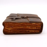 Oiled Leather & Key - 13x18cm