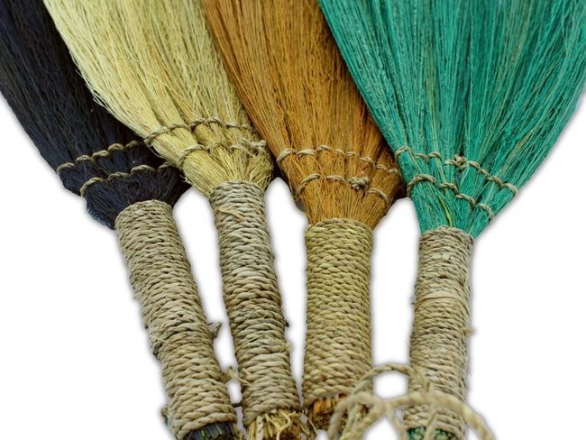 Set 4 - Pampas Fan Broom - Mixed colours & size