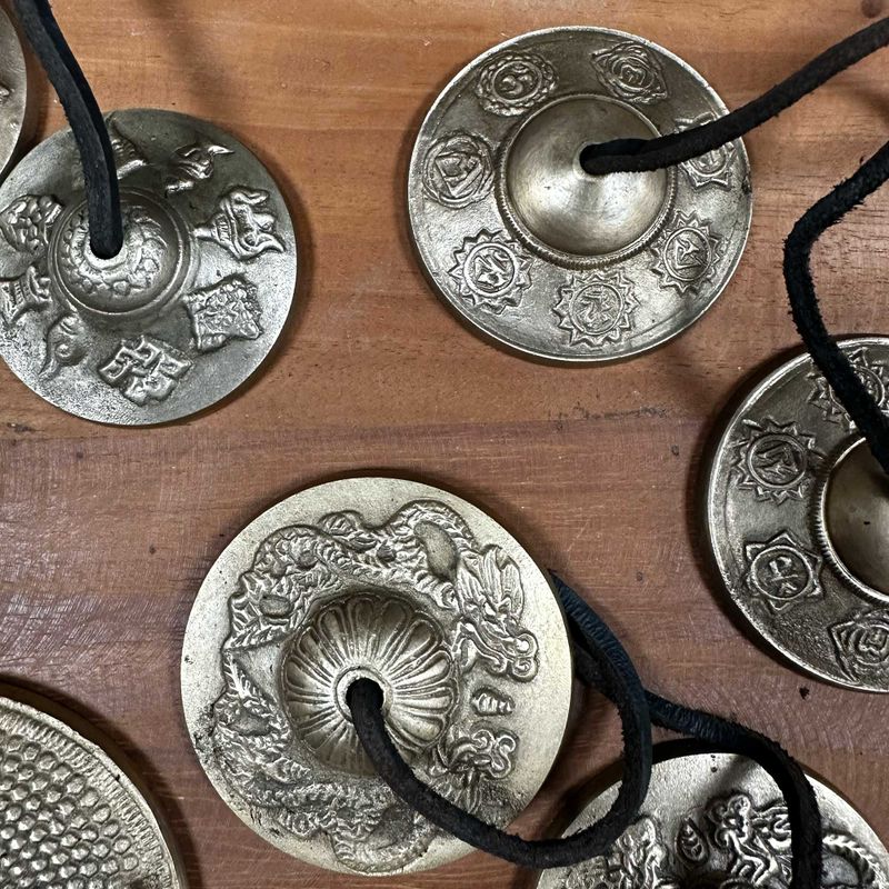 Tibetan Tingsha - Seven Chakras - approx 7cm