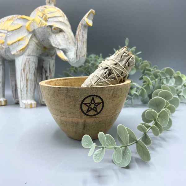 Wooden Smudge and Ritual Offerings Bowl - Pentagon - 11x7cm