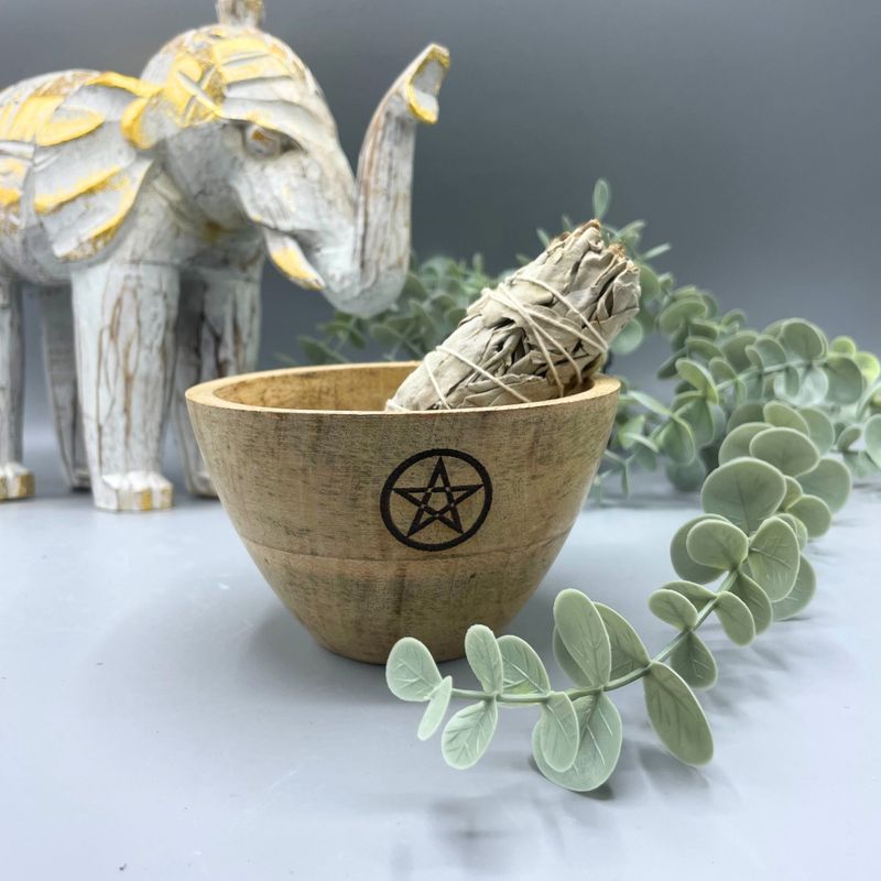 Wooden Smudge and Ritual Offerings Bowl - Pentagon - 11x7cm