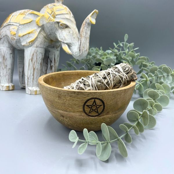 Wooden Smudge and Ritual Offerings Bowl - Pentagon - 13x7cm
