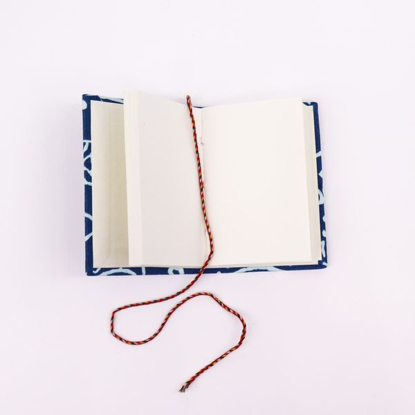 Assorted cotton-bound notepads. Block Print 7x10cm (presentation pack)
