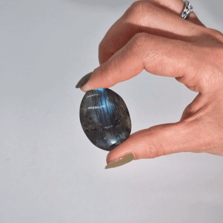 Madagascar Labradorite Palm Stones (approx 17-40g 35-50mm)