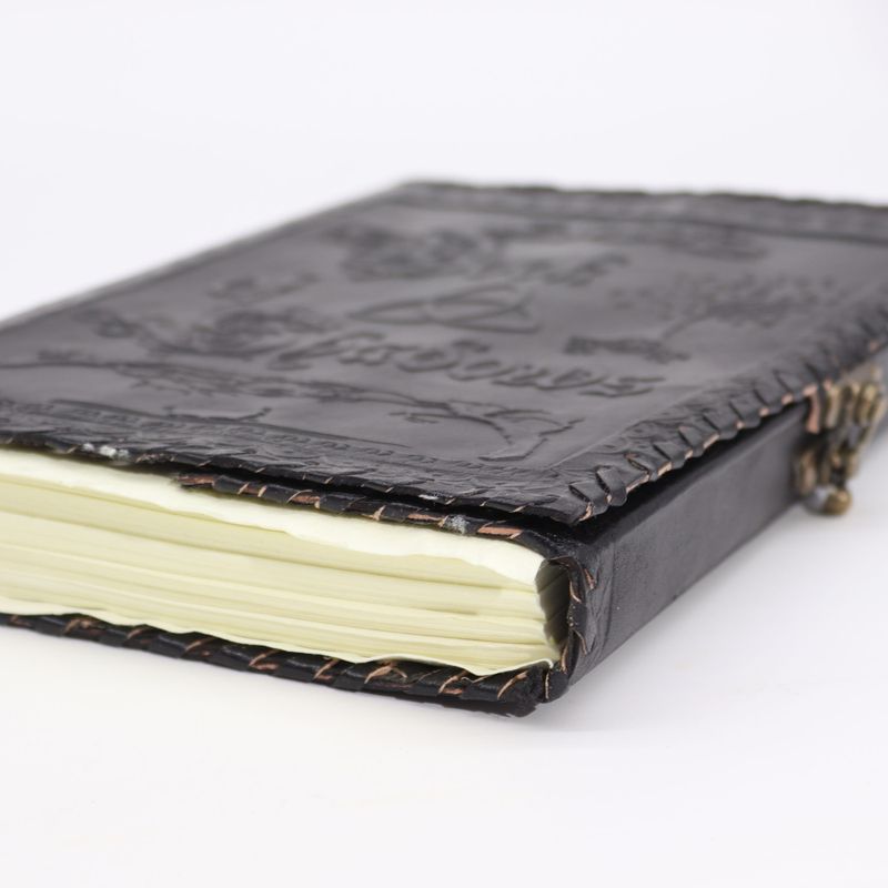 Large Book of Shadows - Black - 25x18x3cm