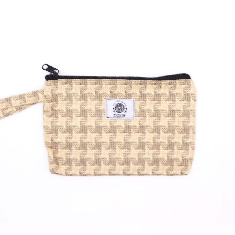 Soft & Natural Handy Gift Pouches & Loop - (4 x1 assorted materials) -20x13cm