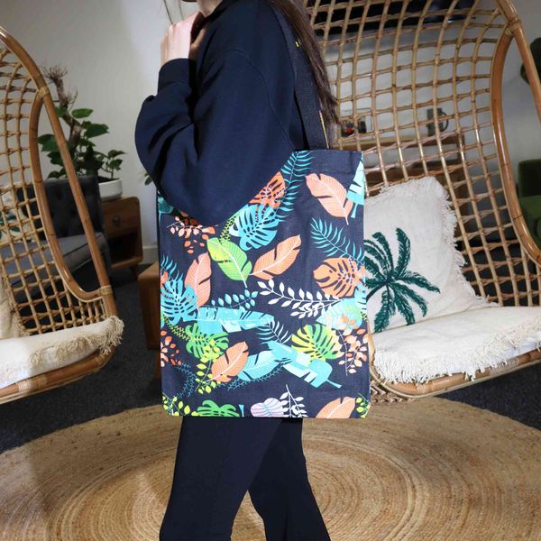 Nomad-Sari Bags & Pouches