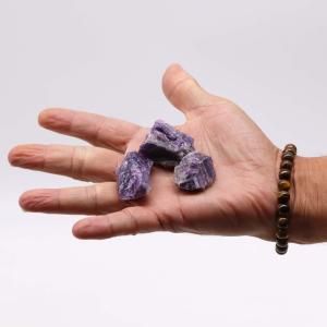 Wholesale Raw Crystals 500 g - AW Artisan Europe - Giftware Supplier