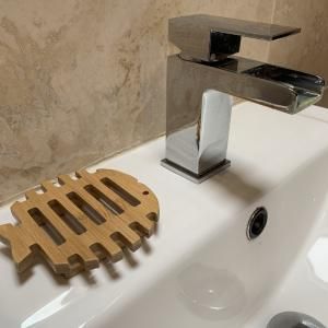 Wholesale Wooden Soap Dishes - AW Artisan Europe - Giftware Supplier