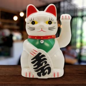 Wholesale Lucky Waving Chinese Cats - AW Artisan Europe - Giftware Supplier