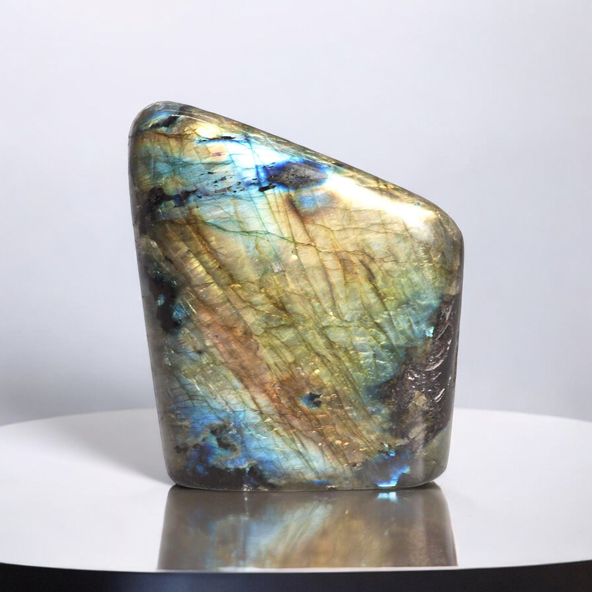 Madagascar Labradorite Stones