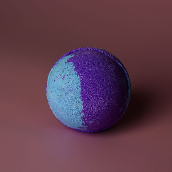 Jumbo Bath Bomb - Amethyst Creed - 180g