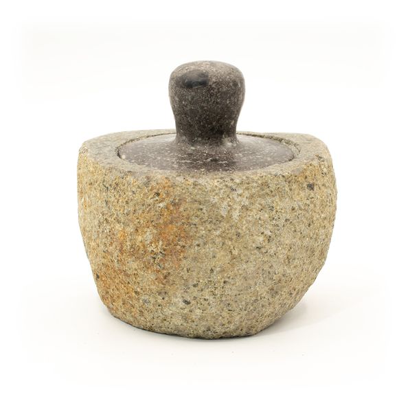Natural Riverstone Grounding Pot -Medium (aprox 12x8cm)