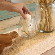Natural Floral Glass - Vase Candle Holder - Daisy - (12x11cm)