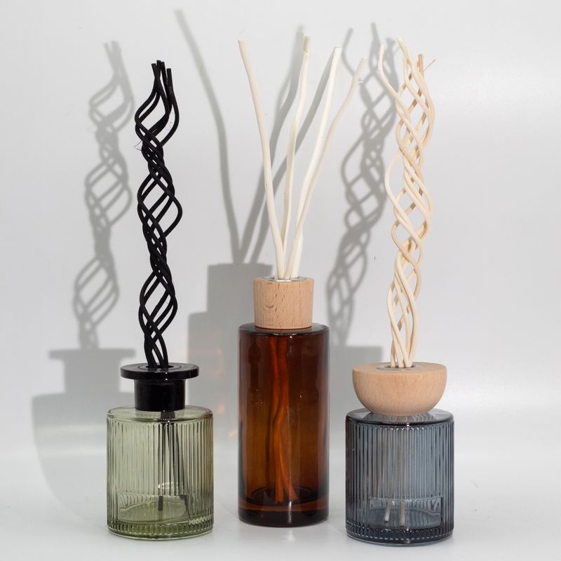 Aprox 4mm x 30cm Bundle  - (aprox 50) - Willow Branches