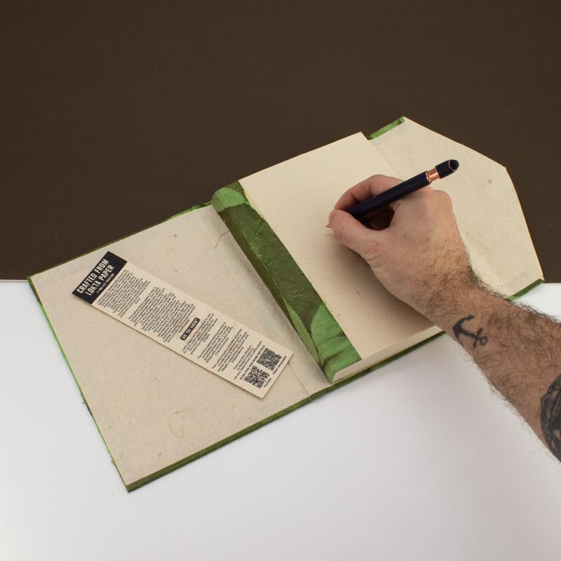 Lrg Lokta Bold Floral - Notebook (21x15cm) - 45 Pages - inc bookmark - Moss Green