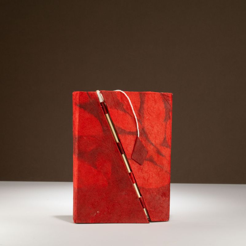 Med Lokta Bold Floral Bamboo Lock Notebook (15x12cm) - 45 Pages - Ruby