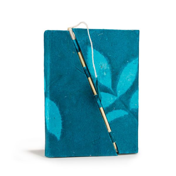 Med Lokta Bold Floral Bamboo Lock Notebook (15x12cm) - 45 Pages - Midnight Blue