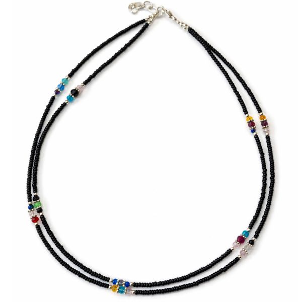 Fine Nepalese Double Line Black Onyx and Faceted Bead Detail Necklace - (42cm)