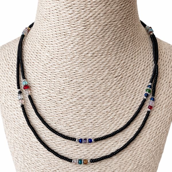 Fine Nepalese Double Line Black Onyx and Faceted Bead Detail Necklace - (42cm)