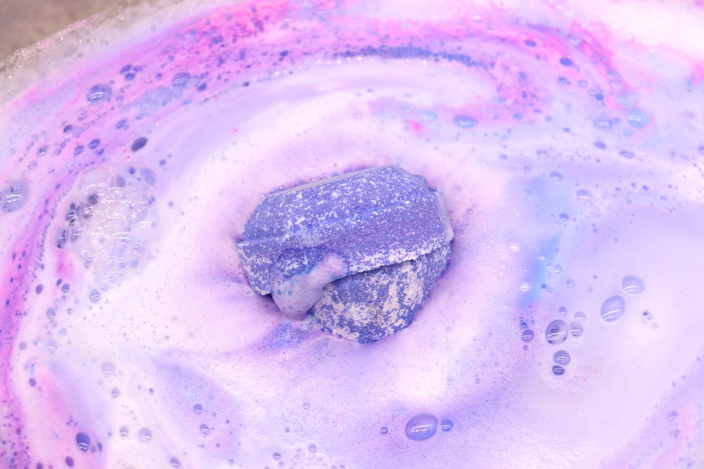 Bath Bombs with Precious Stones