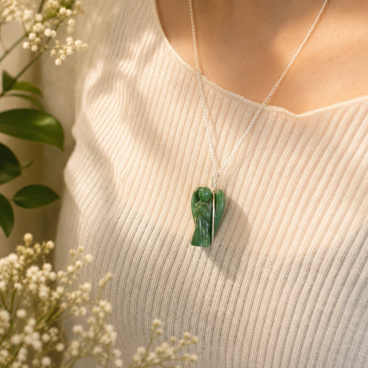 Indian Gemstone Pendant Jewellery