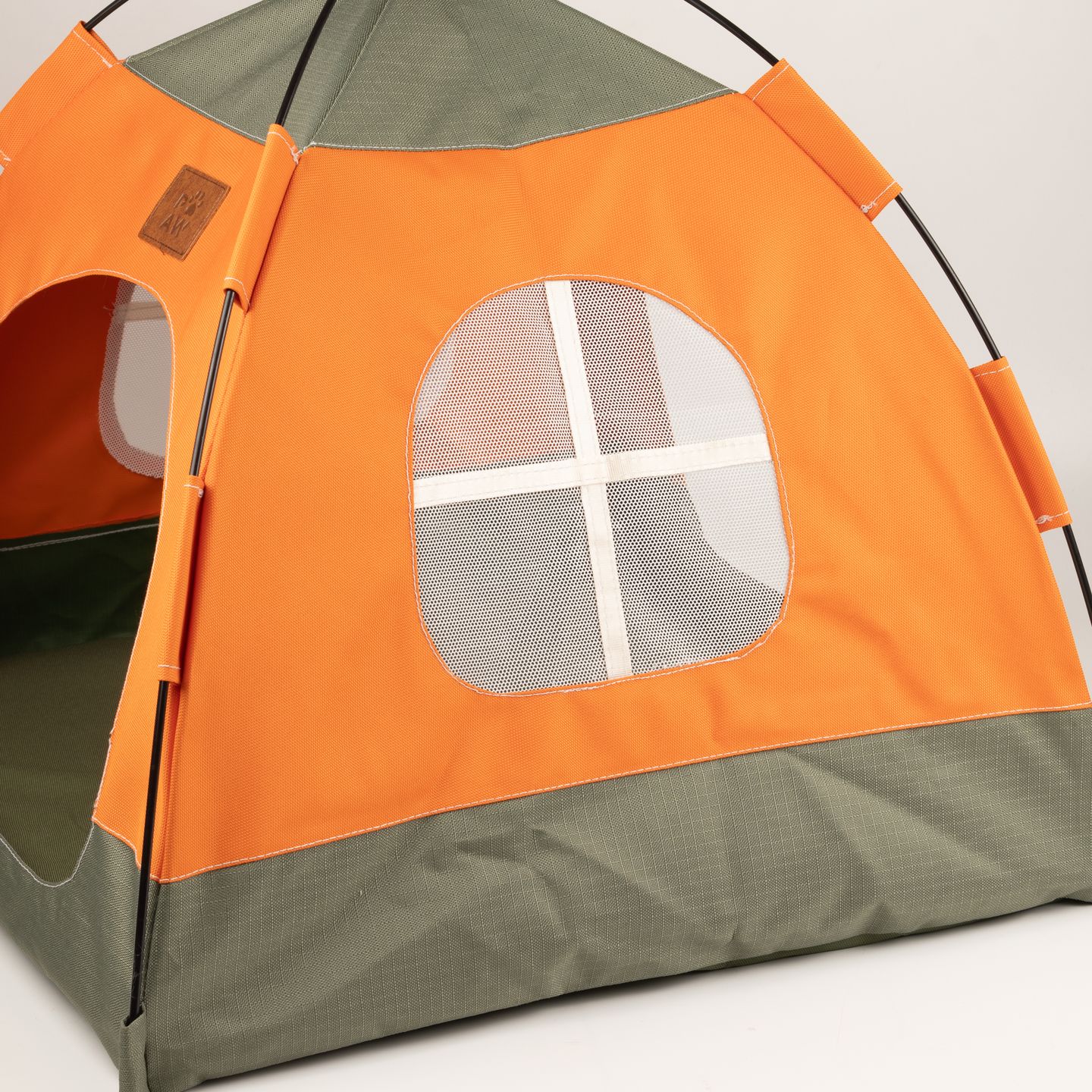P-AW Wholesale Pet Beds & Cosy Pet Tents