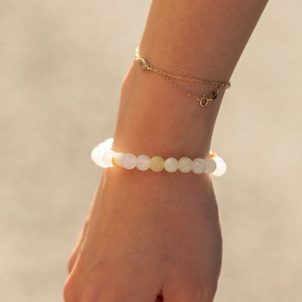Petite Power Bracelet (17cmx6mm) - Moon Jade