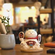 Solar Money Cat Wooden Base  - Blue moving Hand