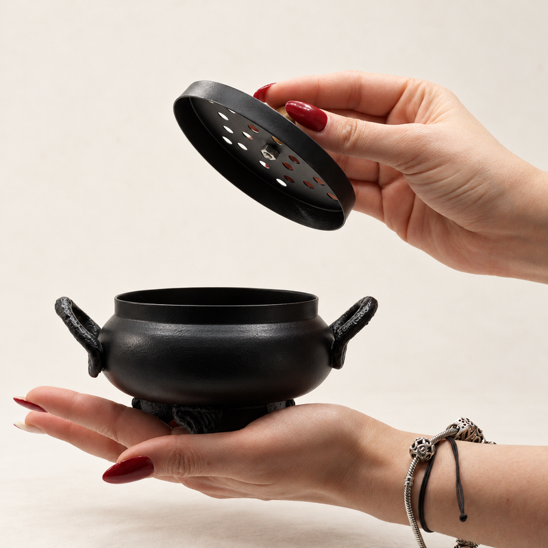 Classic Iron Cauldron Burner