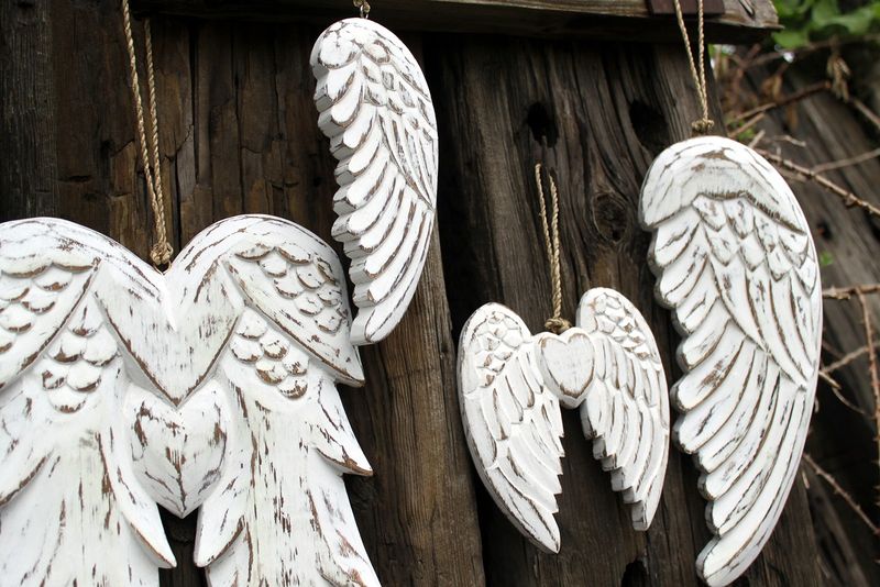 Hand Crafted Double Angel Wing & Heart - 24cm