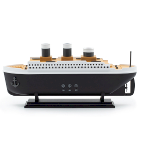 Titanic Ship Model - Puff Effect - Colour Change - Remote