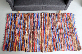 Large Velvet Rug - 105x185cm