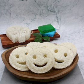 12x Whole Loofah Smiley Face