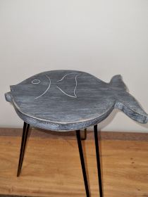Albasia Wood Fish Stand - Greywash
