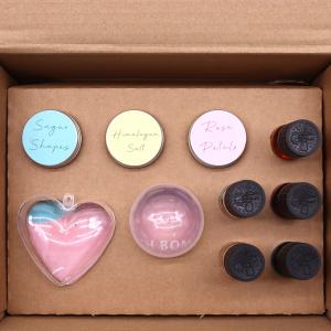 Distributor of Bath Bomb Kit