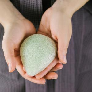 Supplier of Teardrop Konjac Sponges for Resale