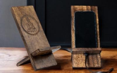 Natural Wood Phone Stand
