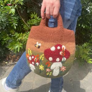 Supplier of Water Felted Bags for Resale