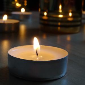 Bulk Tea Lights for Oil and Wax Burners 